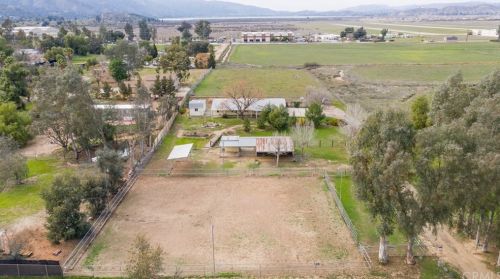 20235 Guffy Ln, Wildomar CA 92595-8798 exterior