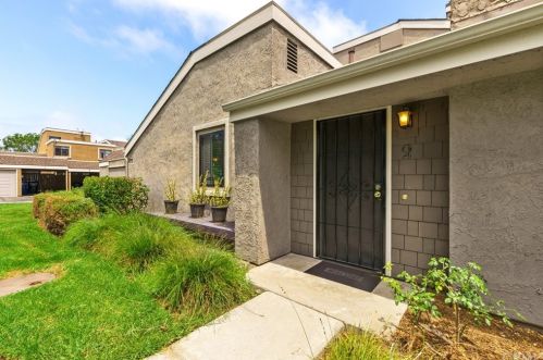2 Summerwalk Ct, Newport Beach, CA 92663-2115