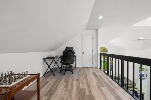 5 Elizabeth Cir, Mashpee MA 02649-2295 exterior