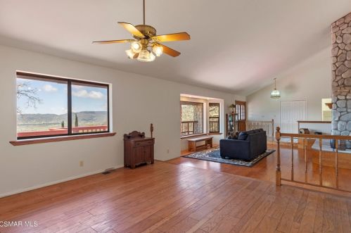 24501 Bay Ct, Tehachapi, CA 93561-7280