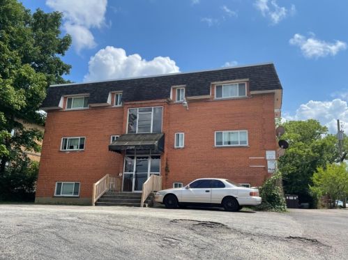 2109 Harrison Ave, Cincinnati, OH 45214-1149