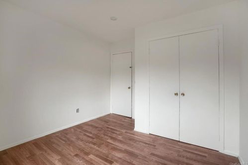 2 Rivervale Rd, Middletown NY 10940-6813 exterior