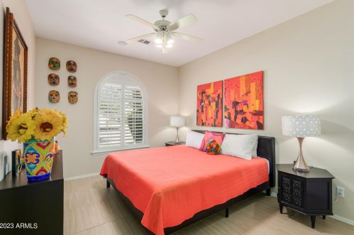 1833 Willow Tree Ct, Gilbert AZ  85234-4933 exterior