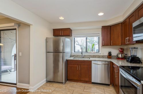 6 Tower Hl Dr, Tinton Falls NJ  07701-2473 exterior