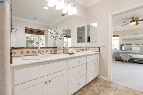 3551 Pinot Noir Ct, Pleasanton CA  94568-2556 exterior