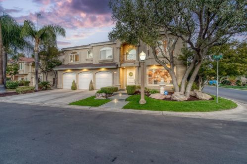 7204 Chris Ave, Fresno, CA 93720-0312