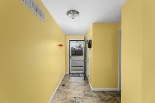 185 Riverside Dr, Stonelick, OH 45103-2935