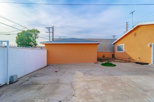2128 Marine Ave, Gardena CA  90249-3819 exterior