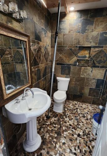 390 Guttenberg St, Daly City CA  94014-1429 exterior