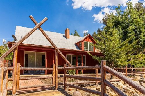 132 Oak St, Frazier Park, CA 93225-9484