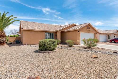 10326 Colter St, Glendale, AZ 85307-4198