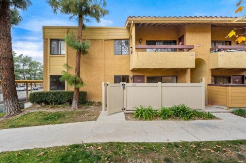 18760 Mandan St, Santa Clarita, CA 91351-3762
