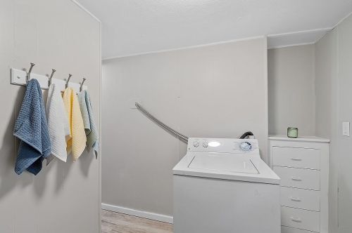 20 Lee Ann St, Nashua NH  03062-3572 exterior