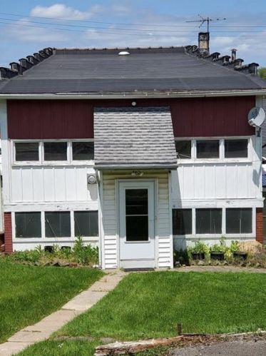218 Sewickley Ave, Herminie, PA 15637-1362