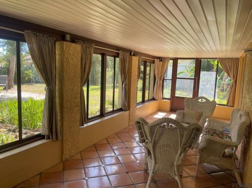 5 Clark Ln, Palm Coast FL  32137-8140 exterior