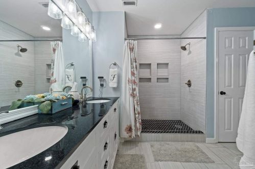 1927 Patrician Way, Fort Walton Beach FL  32547-1036 exterior