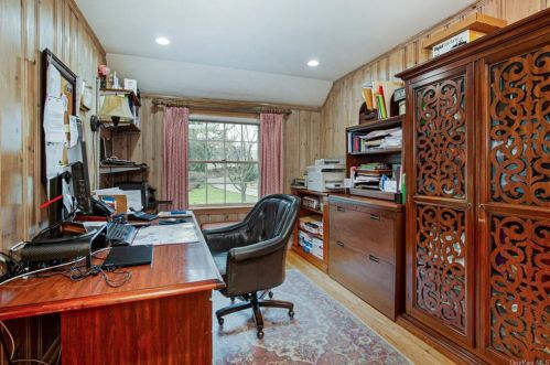 898 North St, White Plains NY  10605-4436 exterior