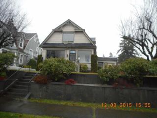 206 8th St, Ocosta, WA 98520-2512