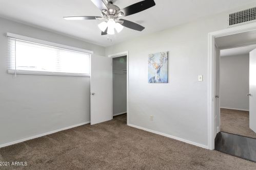 8136 12 St, Phoenix AZ 85022-3137 exterior