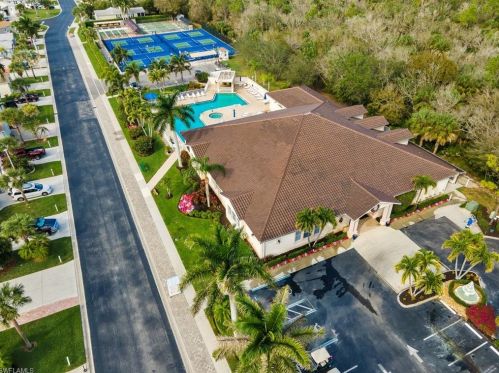 1203 Silver Lakes Blvd, Naples, FL 34114-9232