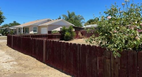 946 Fig Ln, Newman CA  95360-1109 exterior