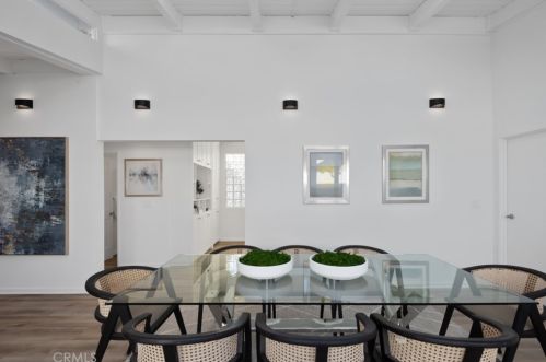 317 8th St, Manhattan Beach CA  90266-5629 exterior