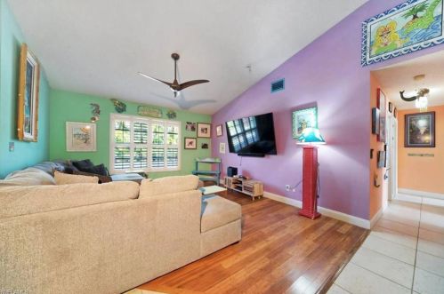225 37th St, Cape Coral, FL 33914-7838
