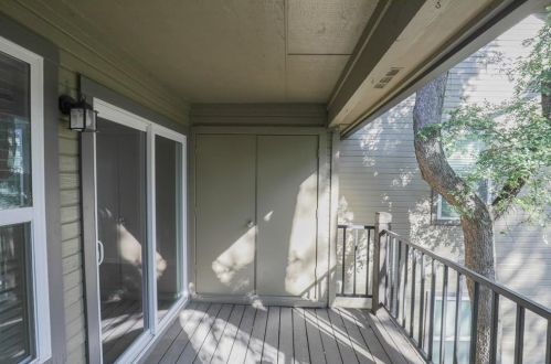 3604 Clawson Rd, Austin TX  78704-8822 exterior
