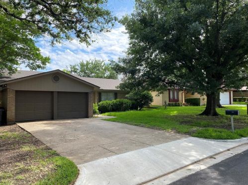 3705 Wedgworth Rd, Fort Worth, TX 76133-2949
