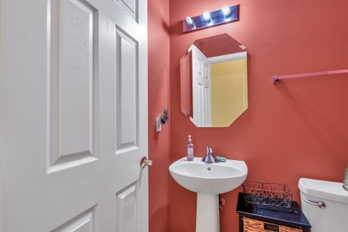 10801 67 St, Kenosha WI 53143-1322 exterior