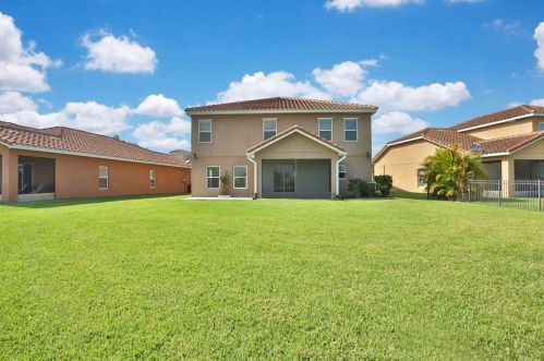 1753 Berkshire Cir, Vero Beach FL 32968-6720 exterior