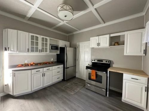 233 Park Ave, Fond Du Lac, WI 54935-3540