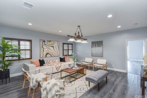 568 Avenida Esplendor, Walnut CA  91789-2684 exterior