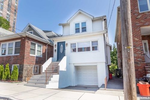 281 Franklin Ave, Cliffside Park, NJ 07010-2617