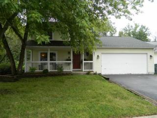 681 Cherryhaven Dr, Columbus, OH 43228-5701