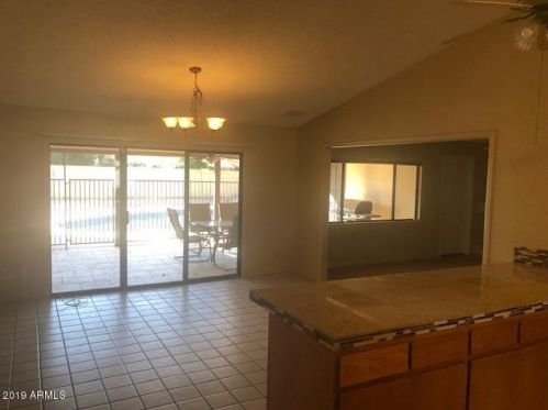 5117 Seldon Ln, Glendale AZ exterior