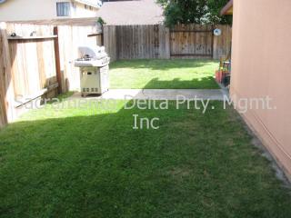3506 Bridgeford Dr, Sacramento CA  95834-1463 exterior