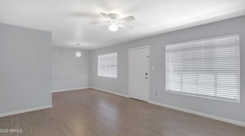 5715 25th Dr, Phoenix, AZ 85017-2760