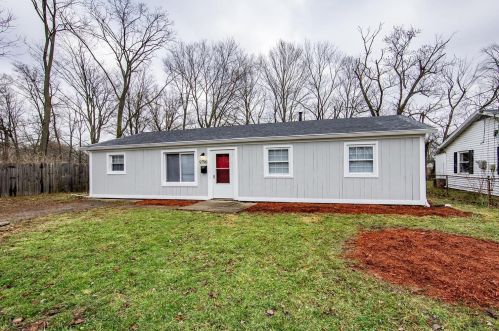 9790 Condor Dr, Cincinnati, OH 45251-2103