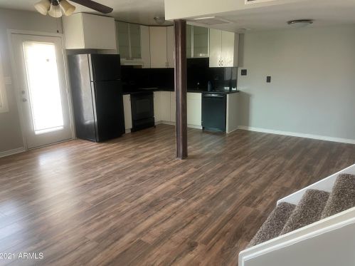 8427 34th Ave, Phoenix AZ  85051-5952 exterior