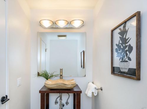 9 Thoreau Cir, Mill Valley CA  94941-4651 exterior