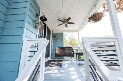 53 Grant St, Milford CT 06460-5310 exterior