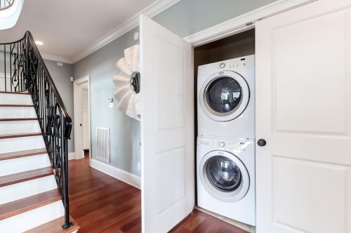 601 Ocean Blvd, Isle Of Palms SC  29451-2134 exterior