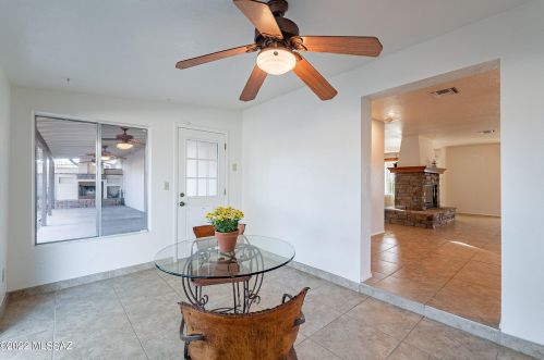 1348 Avenida Conalea, Tucson AZ 85748-7716 exterior