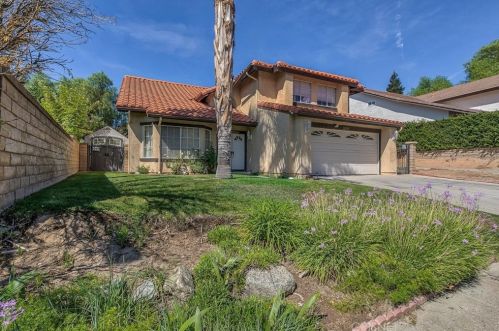 28233 Timothy Dr, Santa Clarita, CA 91350-3826