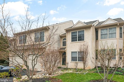 994 Jamie Ct, Blue Bell, PA 19422-2470