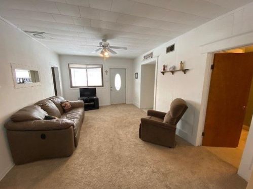 230 Church St, Dodgeville WI  53533-1208 exterior