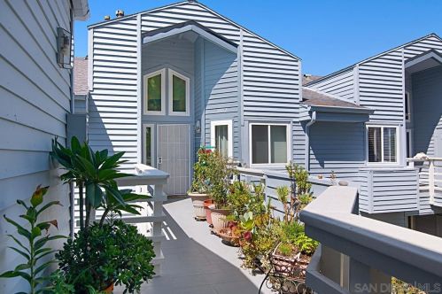11152 Caminito Vista Pacifica, San Diego, CA 92131-3301