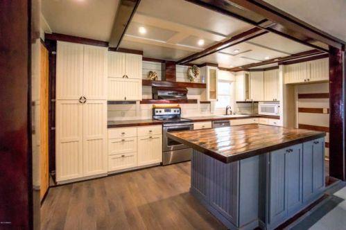 2401 Langhorne Dr, Beaufort, SC 29902-6520