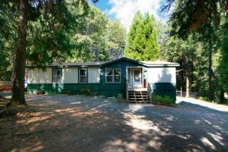 5366 Cold Springs Dr, Michigan Bluff, CA 95631-9742